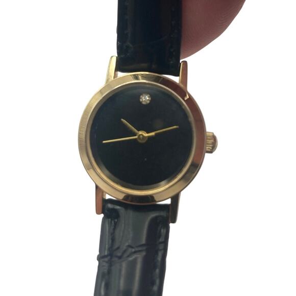 Stylish Classic Women's Analog Watch One Gem at 12 O'clock with New Battery - Picture 1 of 5